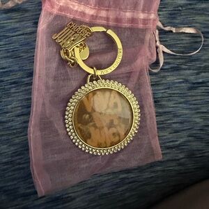JUICY Keychain